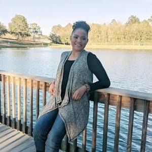 Meet your Posher, Iolani